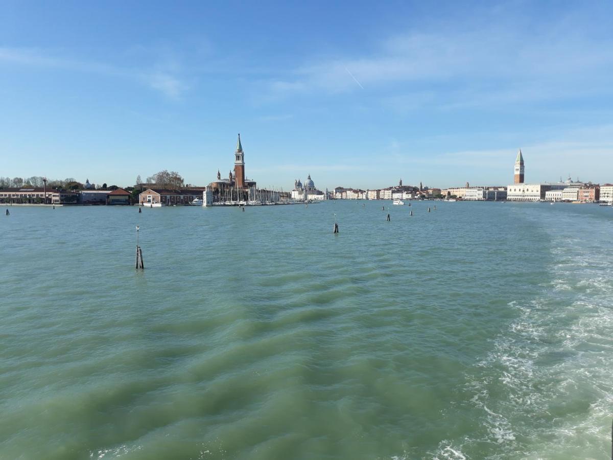 Villamamaeli Venedig-Lido Exteriör bild
