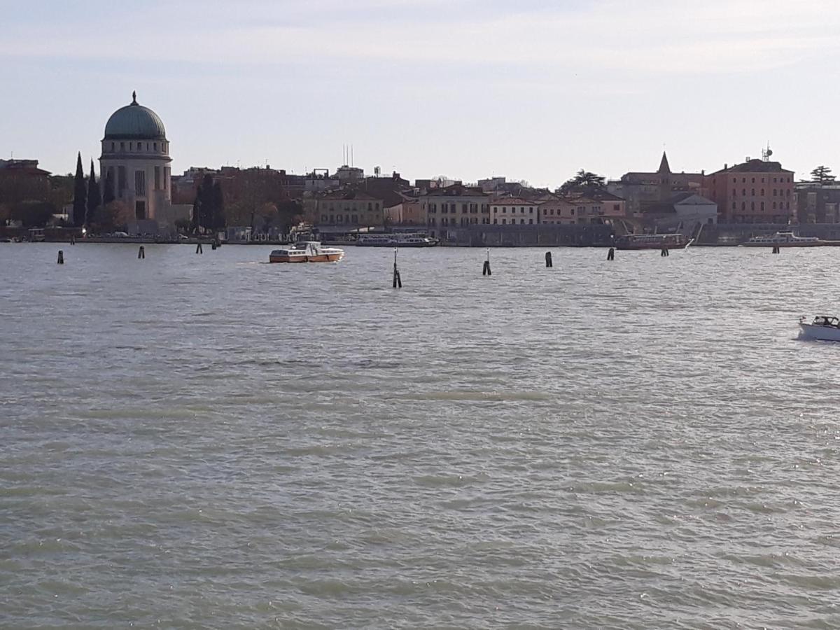 Villamamaeli Venedig-Lido Exteriör bild