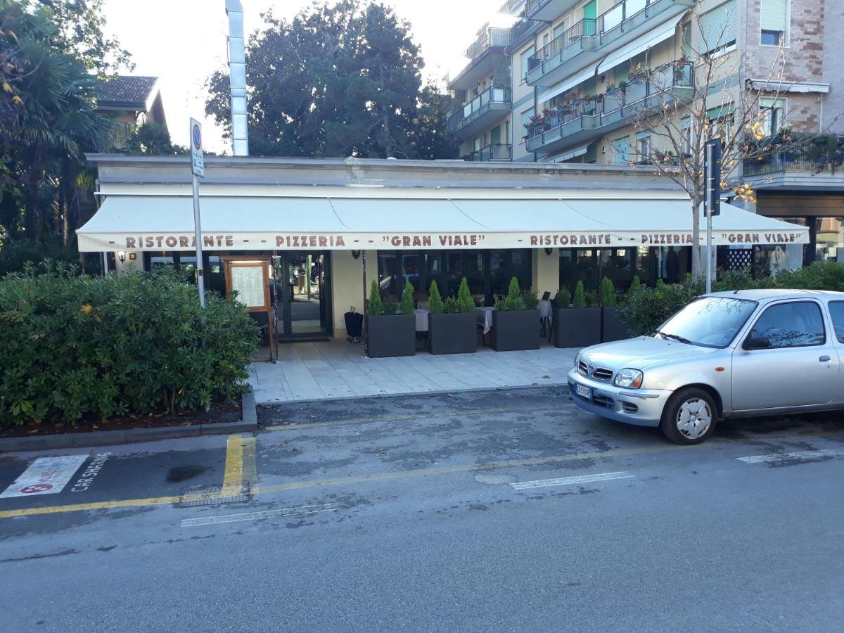 Villamamaeli Venedig-Lido Exteriör bild